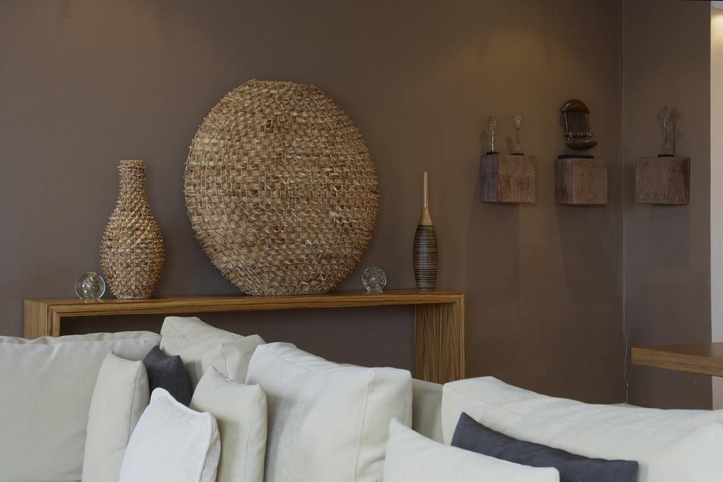 Marine Square Luxury Suites Hermanus Exterior photo
